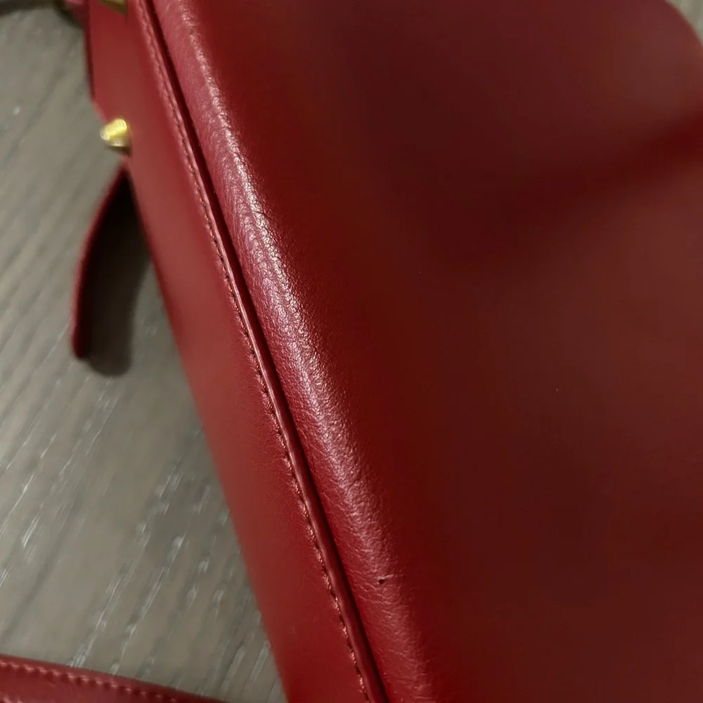 Pixie Mood AURORA Removable Wristlet, Vegan Leather Satchel, Wine color, EUC